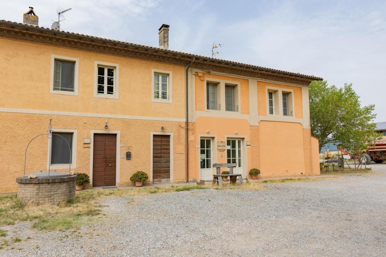 Agriturismo La Valle Della Lavanda - Podere Mezzastrada Fauglia Exterior foto