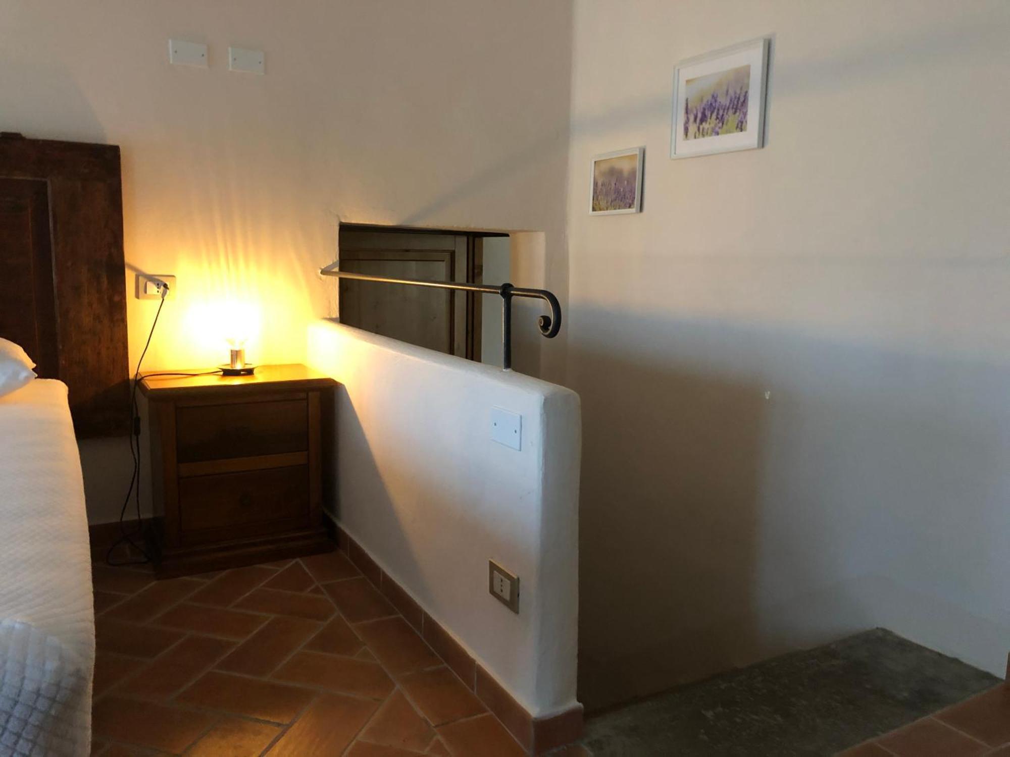 Agriturismo La Valle Della Lavanda - Podere Mezzastrada Fauglia Habitación foto