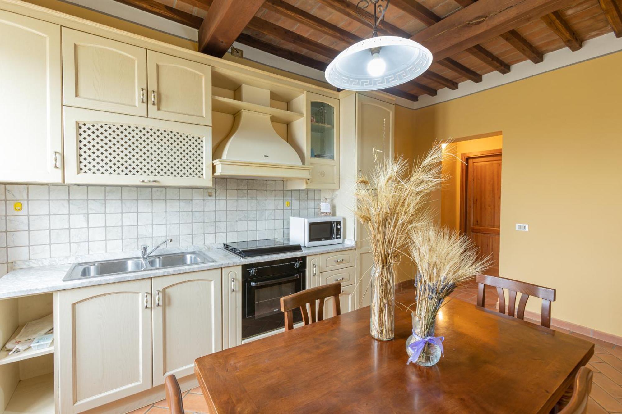 Agriturismo La Valle Della Lavanda - Podere Mezzastrada Fauglia Habitación foto