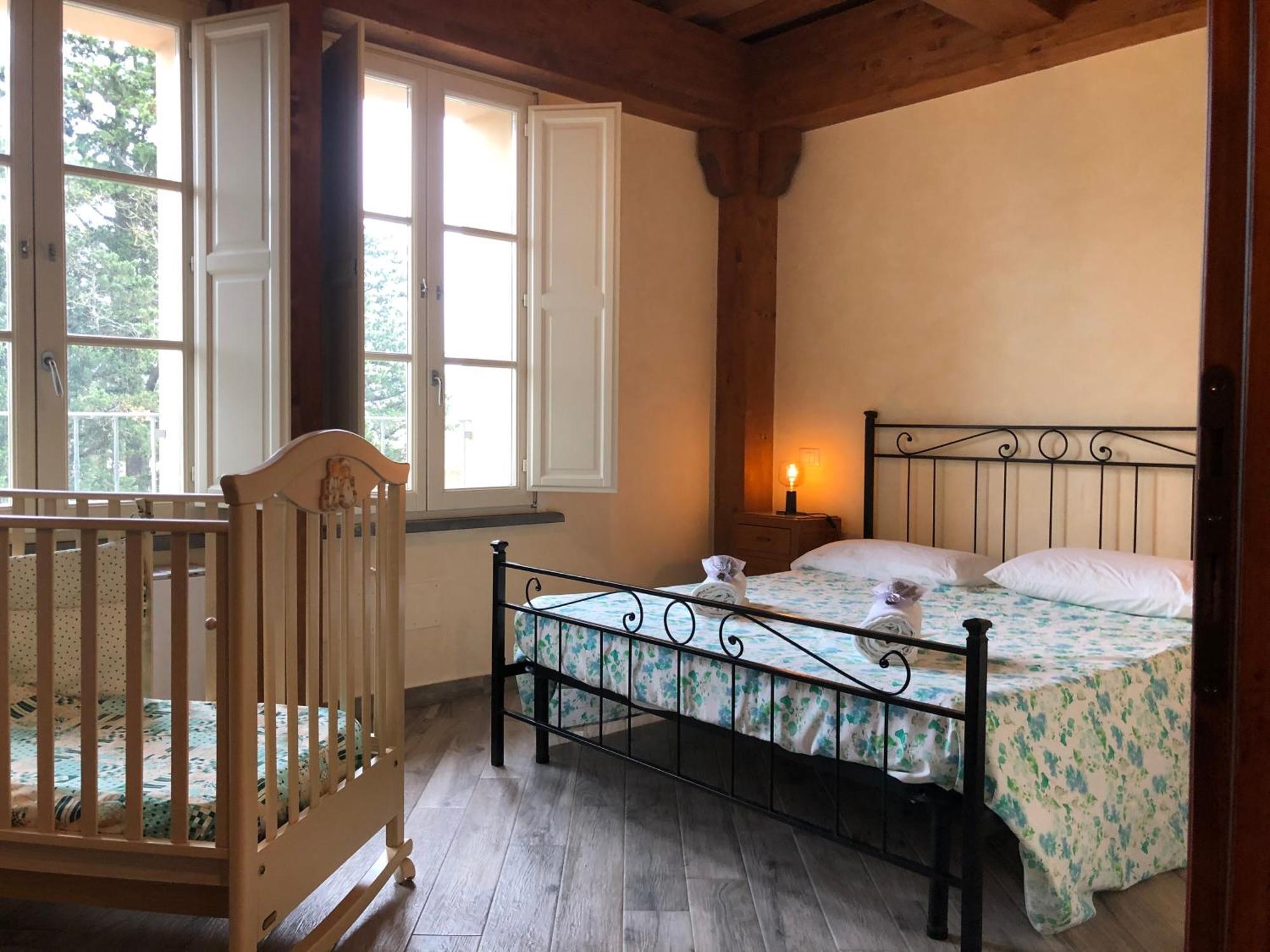 Agriturismo La Valle Della Lavanda - Podere Mezzastrada Fauglia Habitación foto