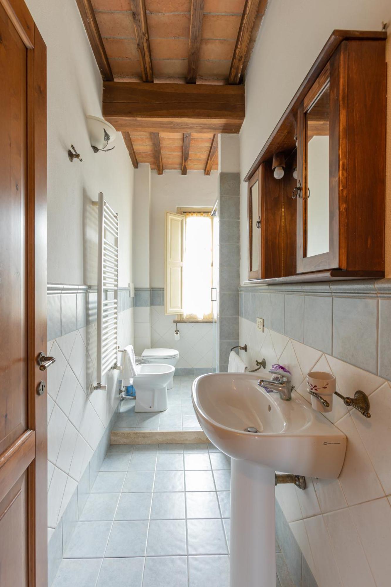 Agriturismo La Valle Della Lavanda - Podere Mezzastrada Fauglia Habitación foto