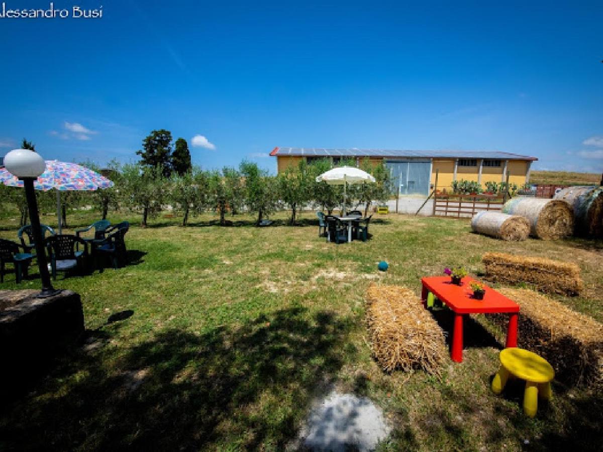 Agriturismo La Valle Della Lavanda - Podere Mezzastrada Fauglia Exterior foto